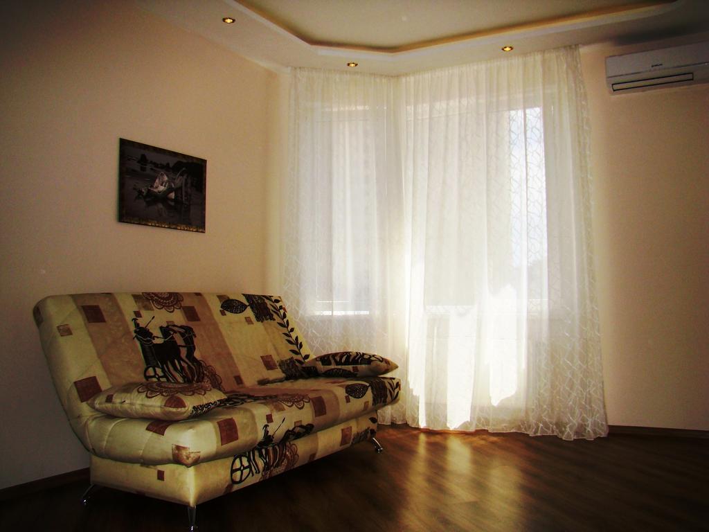 Pleasure Apartment Near Center Of Odessa Cameră foto